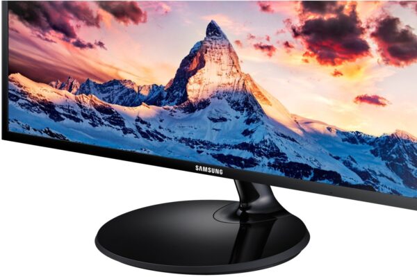 Écran 23.5" Full HD Samsung Flat Série 3 (LS24F350FHMXZN) – Image 6