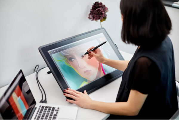 Écran interactif à stylet Wacom Cintiq 22 : Tablette Graphique avec écran 21.5" Full HD (DTK2260K0A) – Image 8